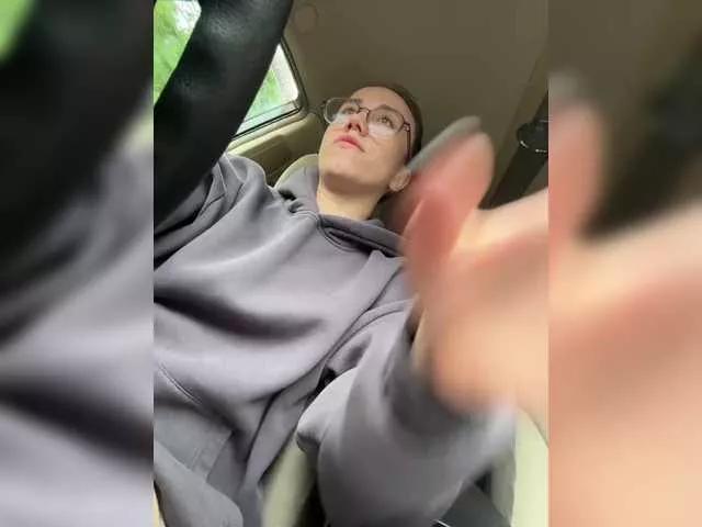 AdelinaKiskina on BongaCams 