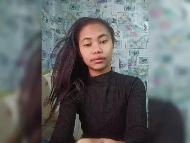 anaiss on BongaCams 