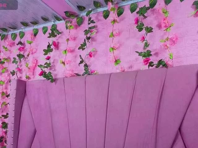AngeyaPetite on BongaCams