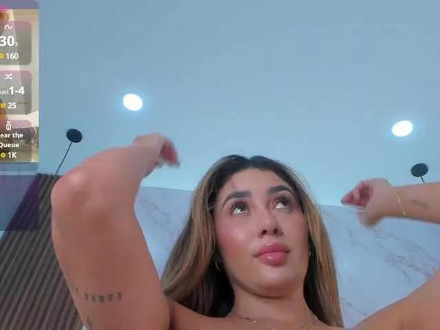 Annyy-Rosse on BongaCams 