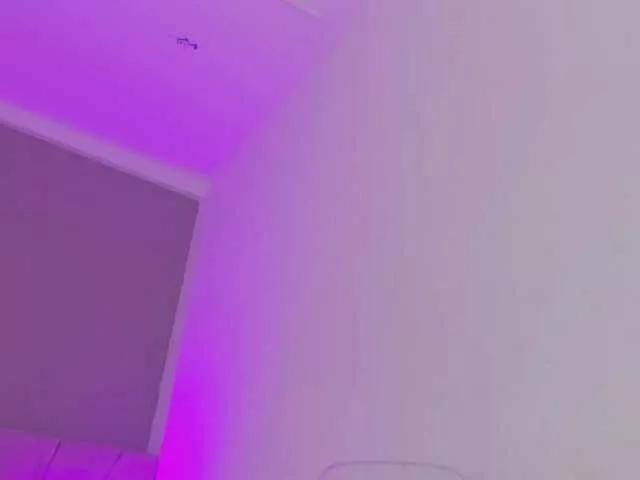 Ashley-12 on BongaCams 