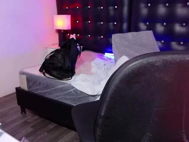 black-pussydoll on BongaCams 
