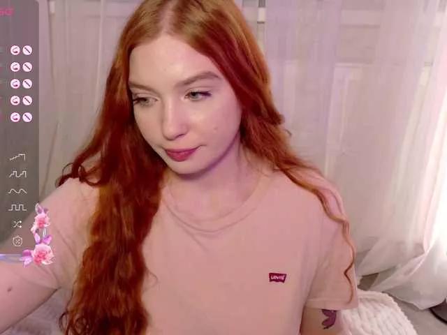 cinnabongirl on BongaCams 
