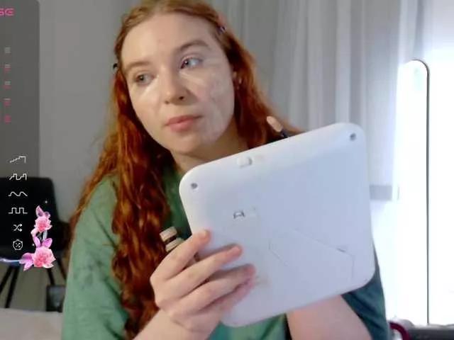cinnabongirl on BongaCams 