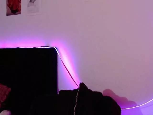 Coraliinee on BongaCams 