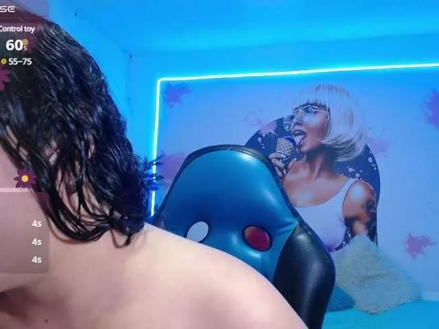 cristal-horny19 on BongaCams 