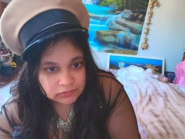DUMBHOEMELANIE
