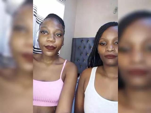 Ebbonyrakael on BongaCams 