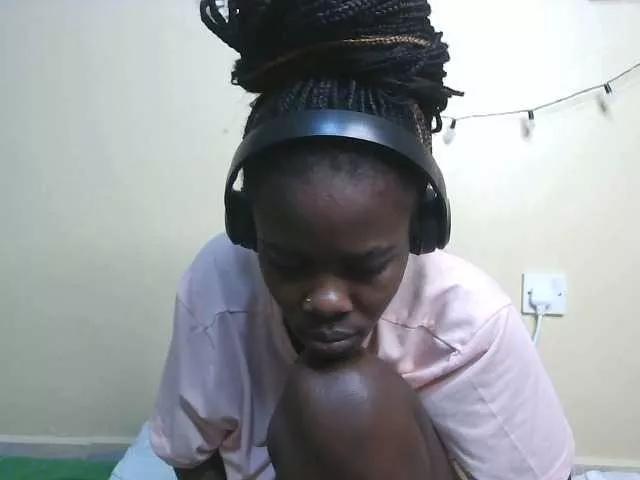 Ebonyrogan on BongaCams 