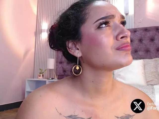 Emily-Foxyy on BongaCams 