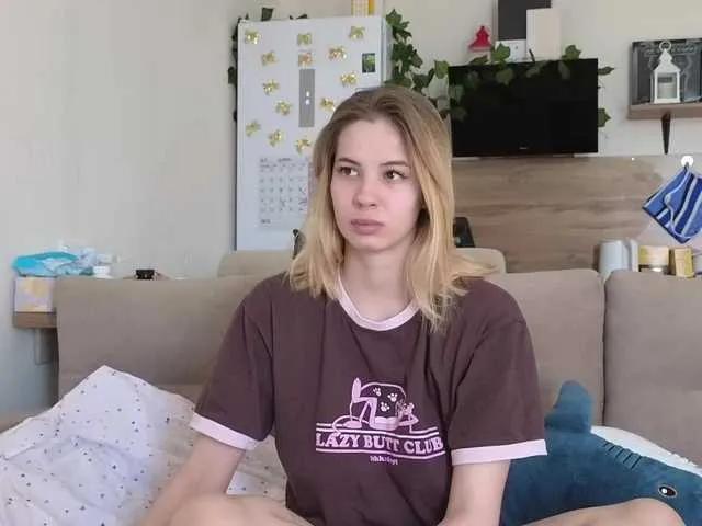 Girlalonehome on BongaCams 