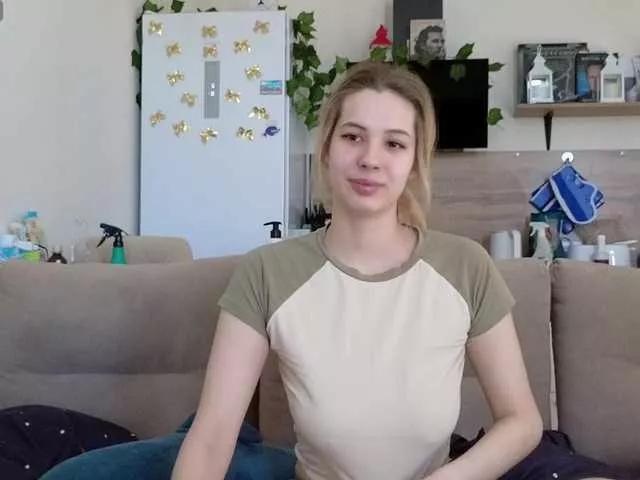 Girlalonehome on BongaCams 