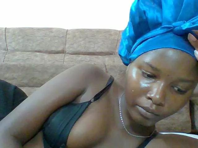 Hornyqueen4