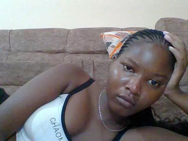 Hornyqueen4
