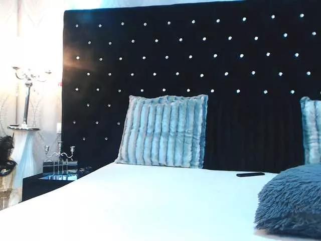 InannaIshtar1 on BongaCams 
