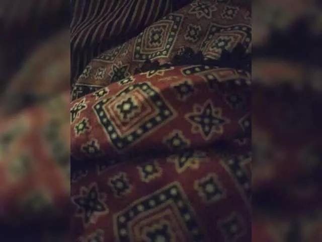 IqraQueen on BongaCams 