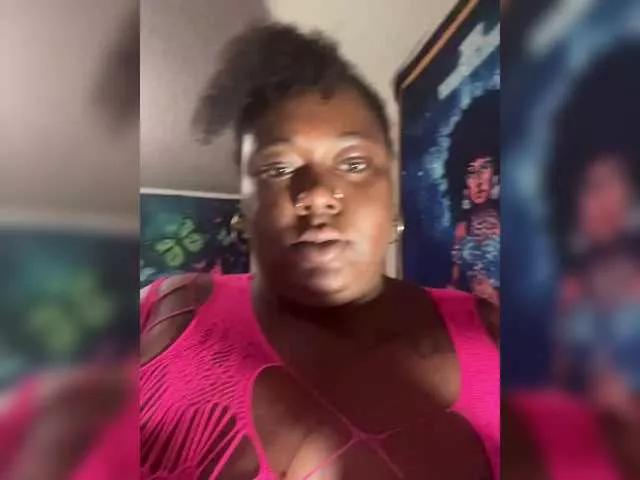 KreamGoddess on BongaCams 