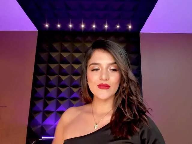 LaraBaker