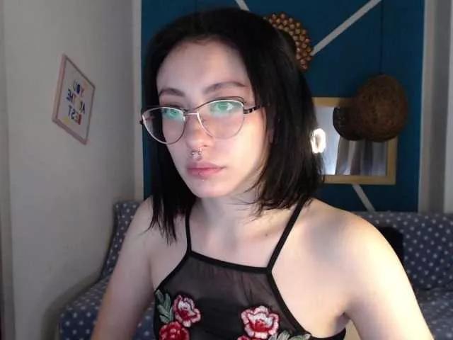 lili-hott63