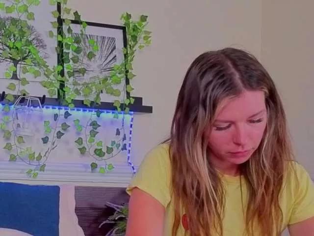 LunaRishi on BongaCams