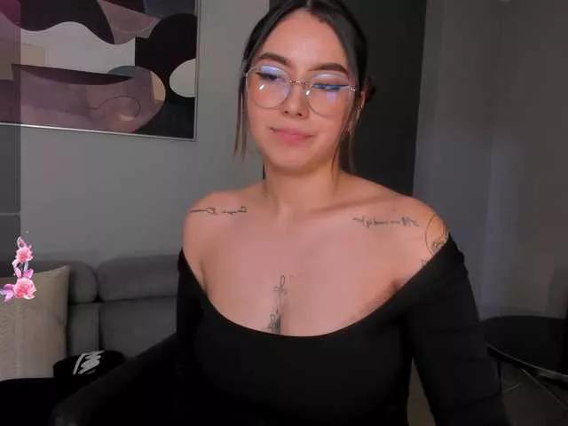MaddisonCollins on BongaCams 