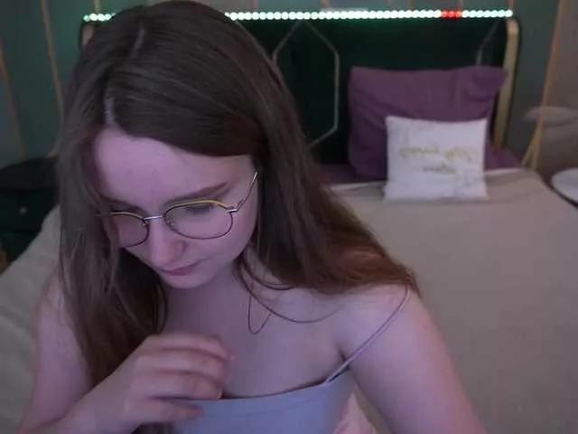 MagikPeachh on BongaCams 