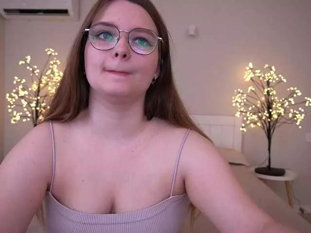 MagikPeachh on BongaCams 