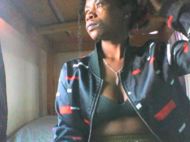mayrah5 on BongaCams 
