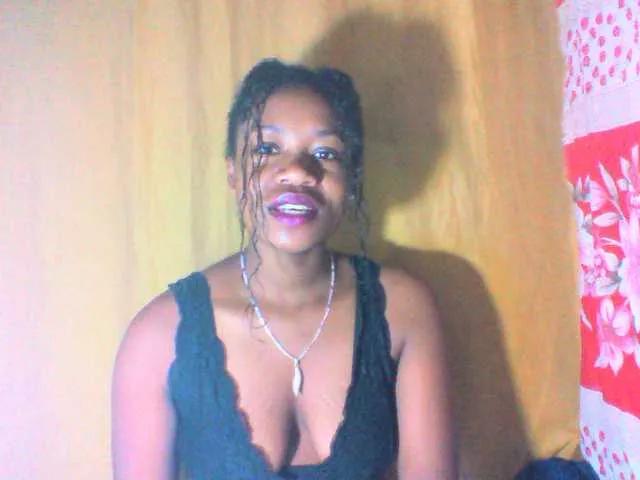 mayrah5 on BongaCams 