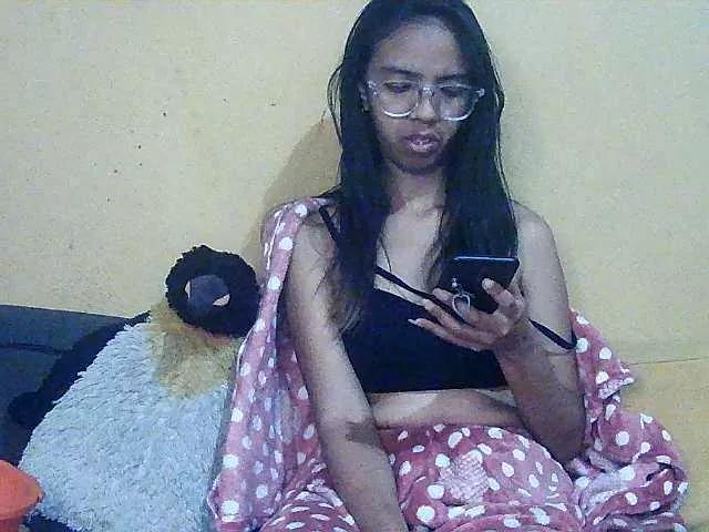 Mimie586 on BongaCams 