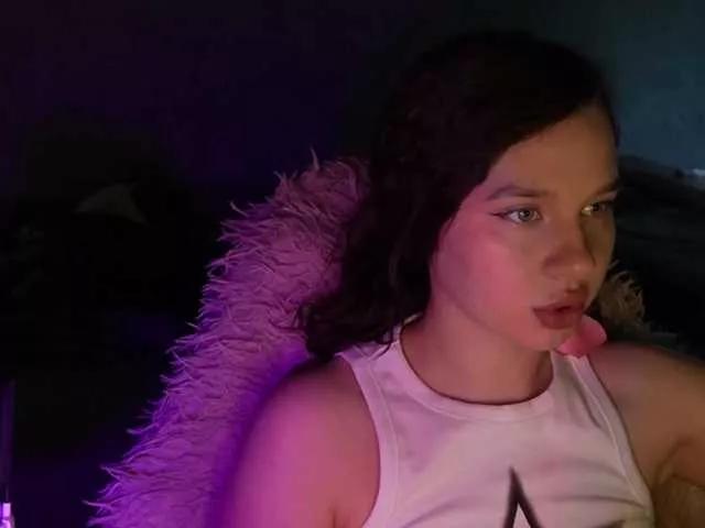MossiPolli on BongaCams 
