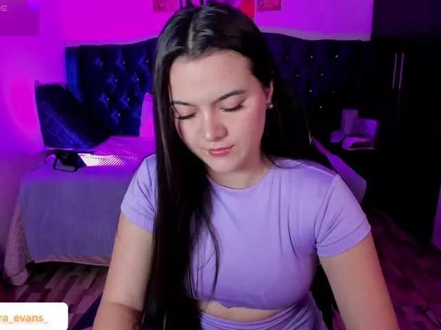 NahiaraEvans-