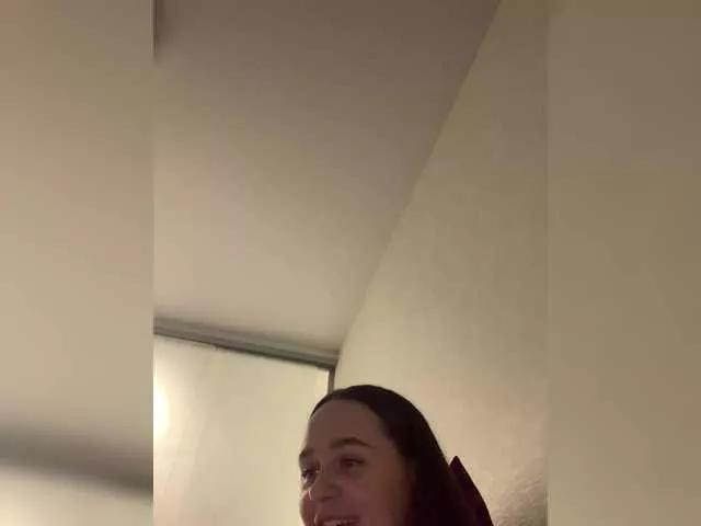 OriginalHOOLi on BongaCams 