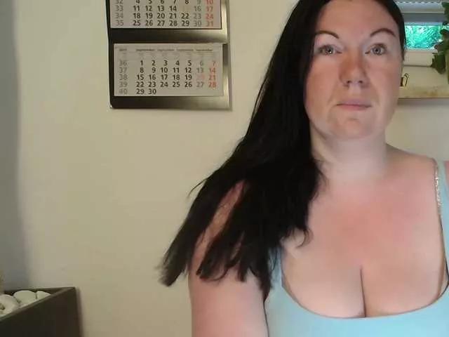 p6w-official on BongaCams 