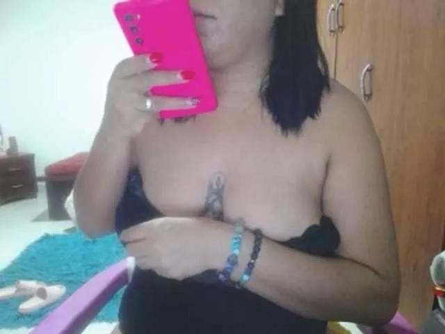 pregnantsaraxxx