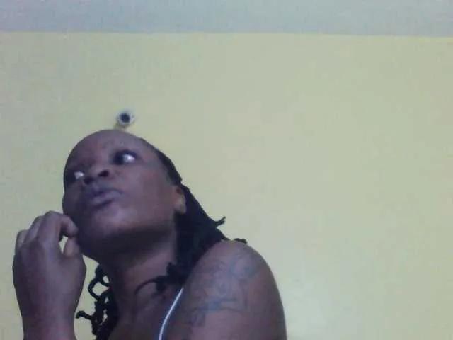 Princessmiles on BongaCams