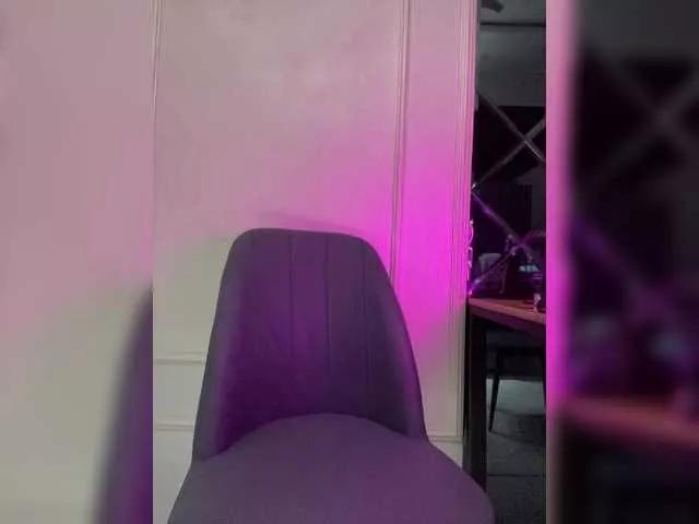 Roxana5 on BongaCams 