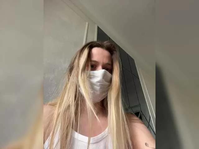 Roxana5 on BongaCams 