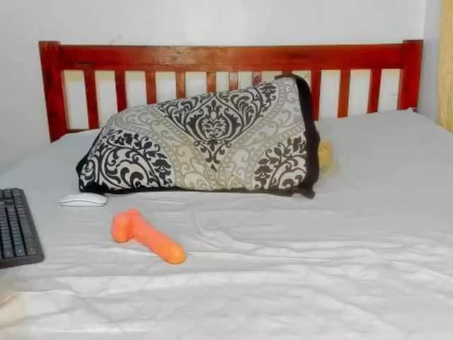 Sam9338 on BongaCams 