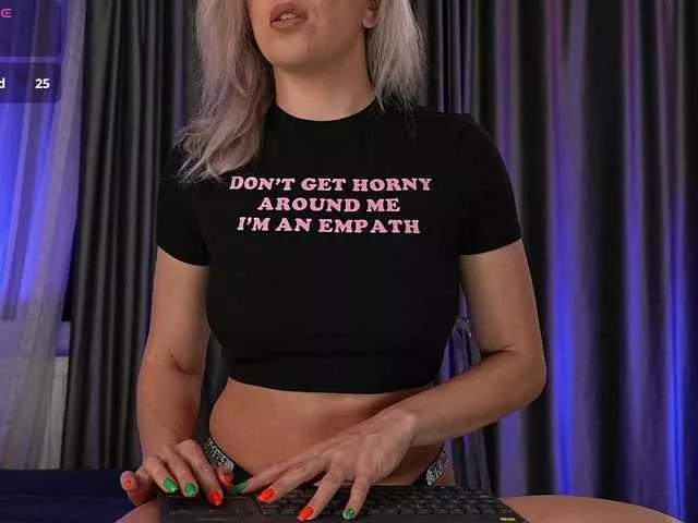 sarahjadore