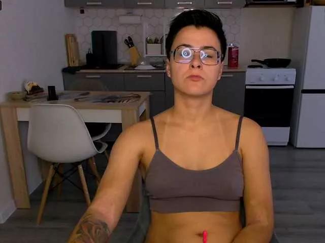 Sashanotfound on BongaCams 