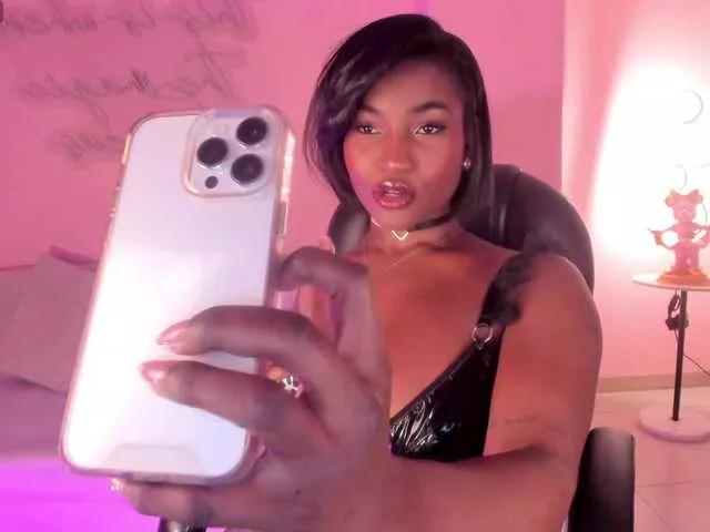 SavannahStorm on BongaCams 
