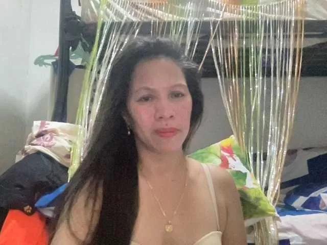 Sexy-pinay69 on BongaCams 