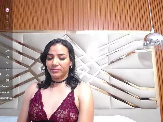 sluttyandmature on BongaCams
