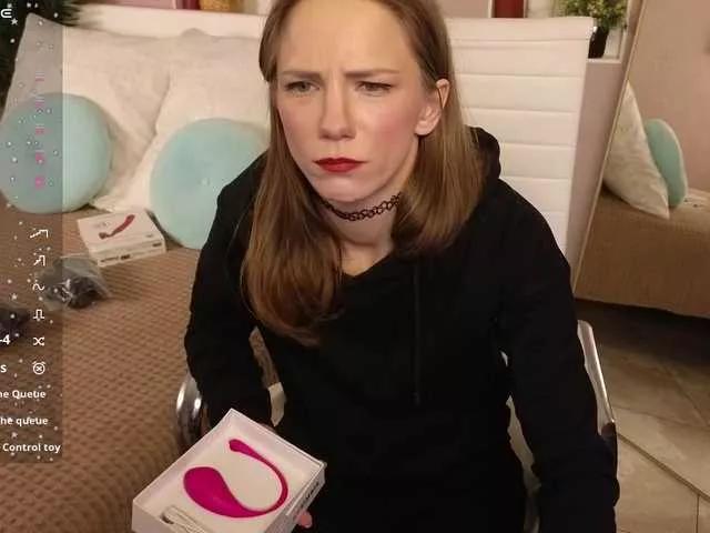 snezhqueen on BongaCams 