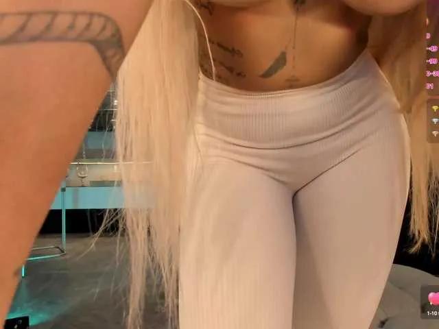 SophiePalmer on BongaCams 