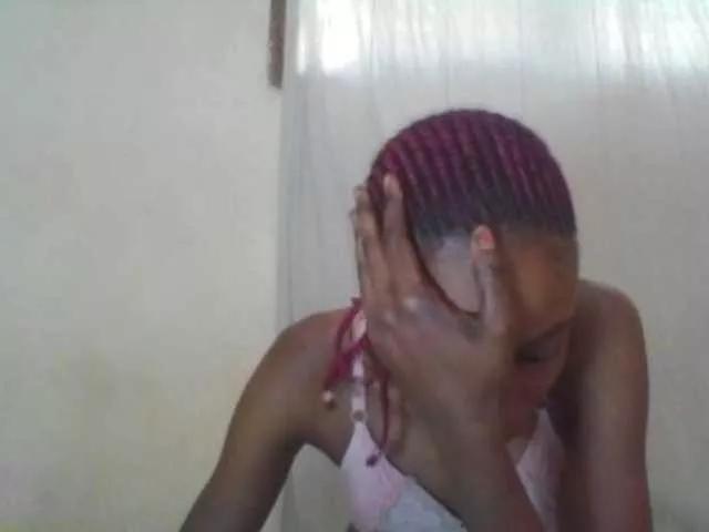 Sweetpetite254 on BongaCams 