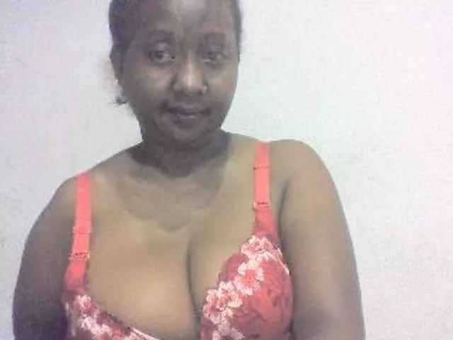 Sylivinaahh on BongaCams 