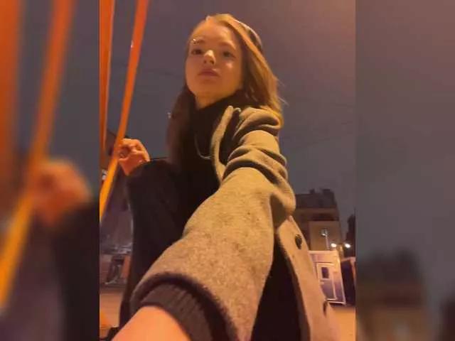 ThatTripPink3 on BongaCams 