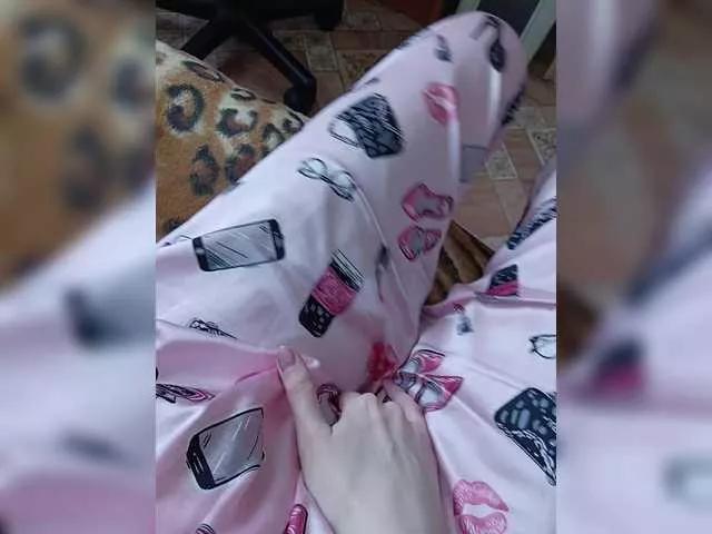 ZaraSss on BongaCams 